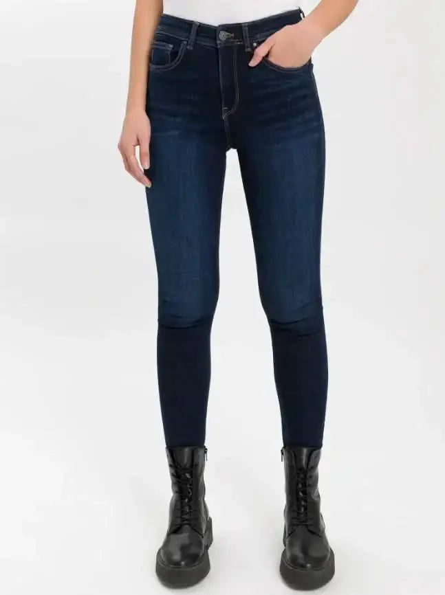 cross-damen-jeans-judy-super-skinny-p429-169-dunkelblau-1 - JeanZone