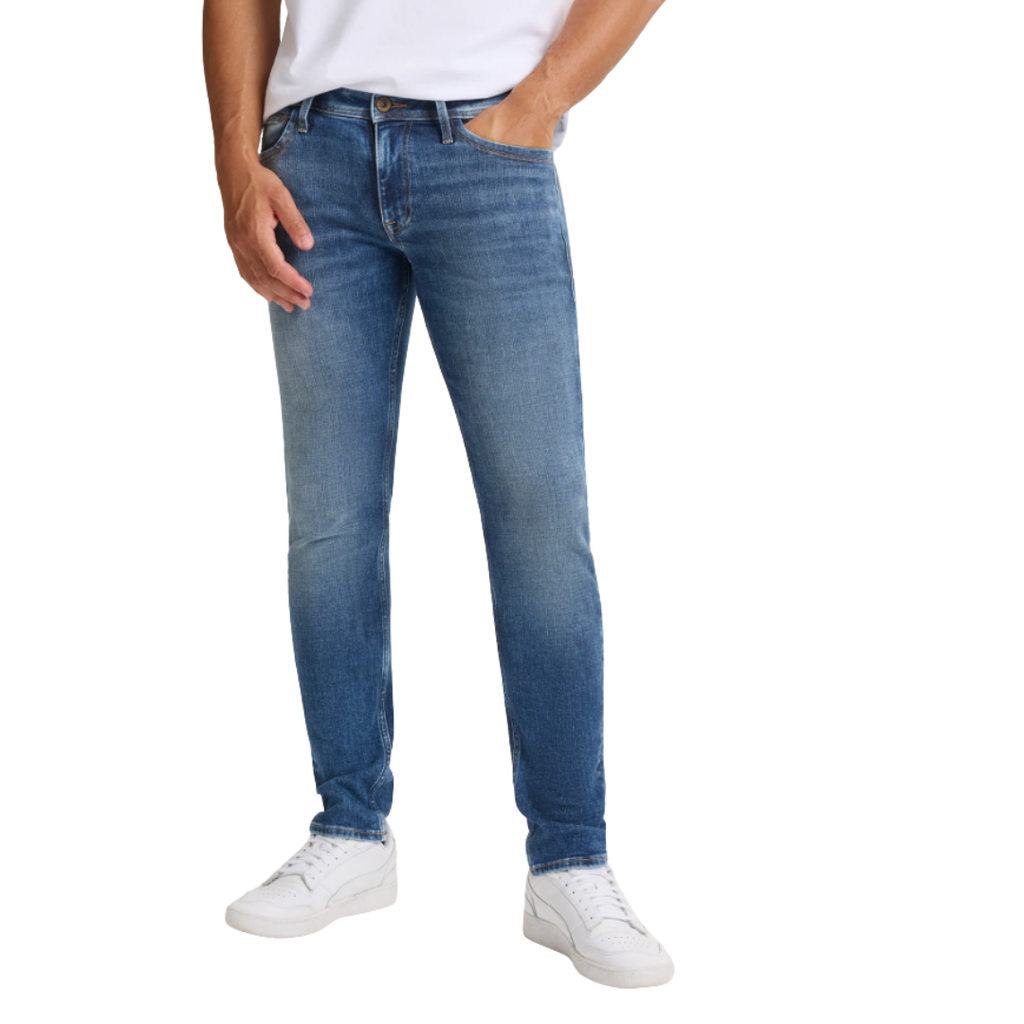 cross-herren-jeans-teo-slim-fit-in-dark-mid-blue-1 - JeanZone
