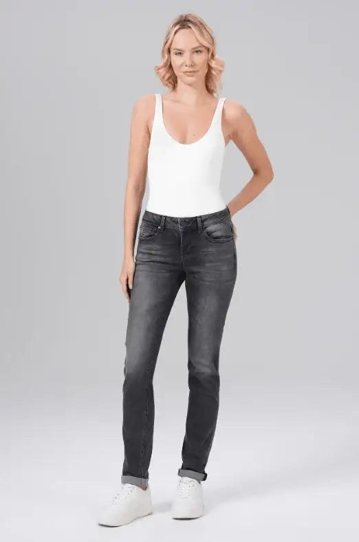 m-o-d-damen-jeans-monika-slim-fit-in-cold-black-wi24-2045-1 - JeanZone