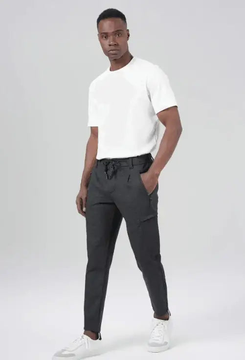 m-o-d-herren-chino-cargo-hose-hank-in-fishgrad-anthra-greyblack-1 - JeanZone